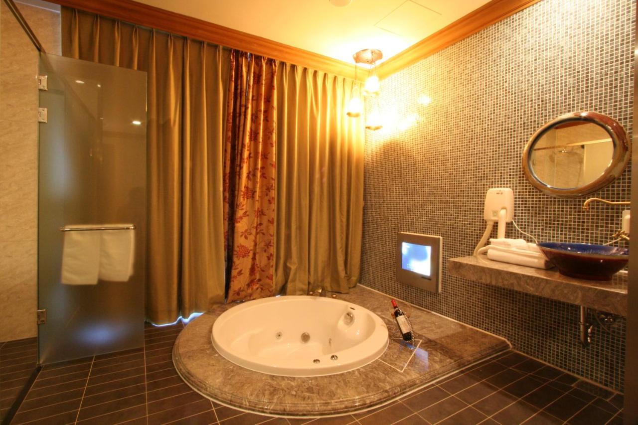 Wiz Hotel Пхаджу Экстерьер фото
