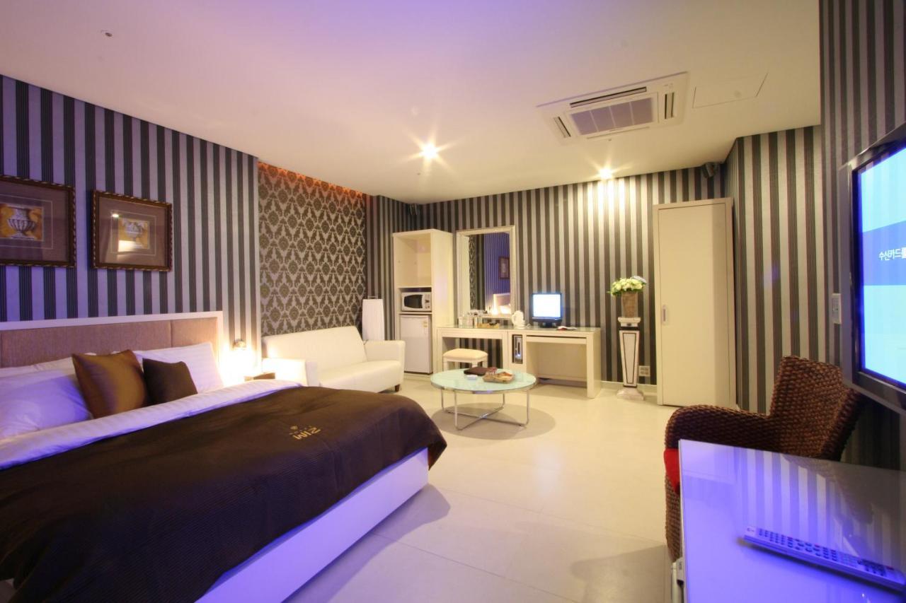 Wiz Hotel Пхаджу Экстерьер фото